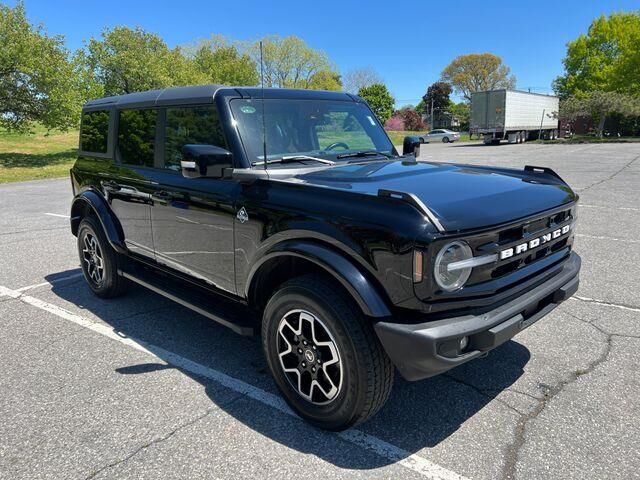 2023 Ford Bronco Base Advanced