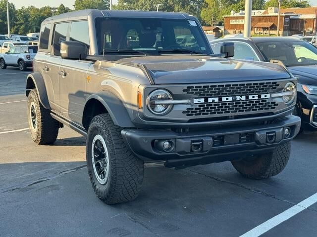 2023 Ford Bronco Base Advanced