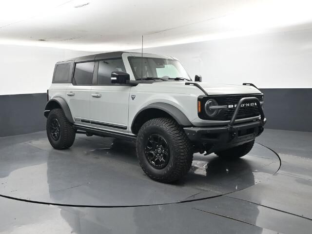 2021 Ford Bronco First Edition Advanced — photo 1 of 13