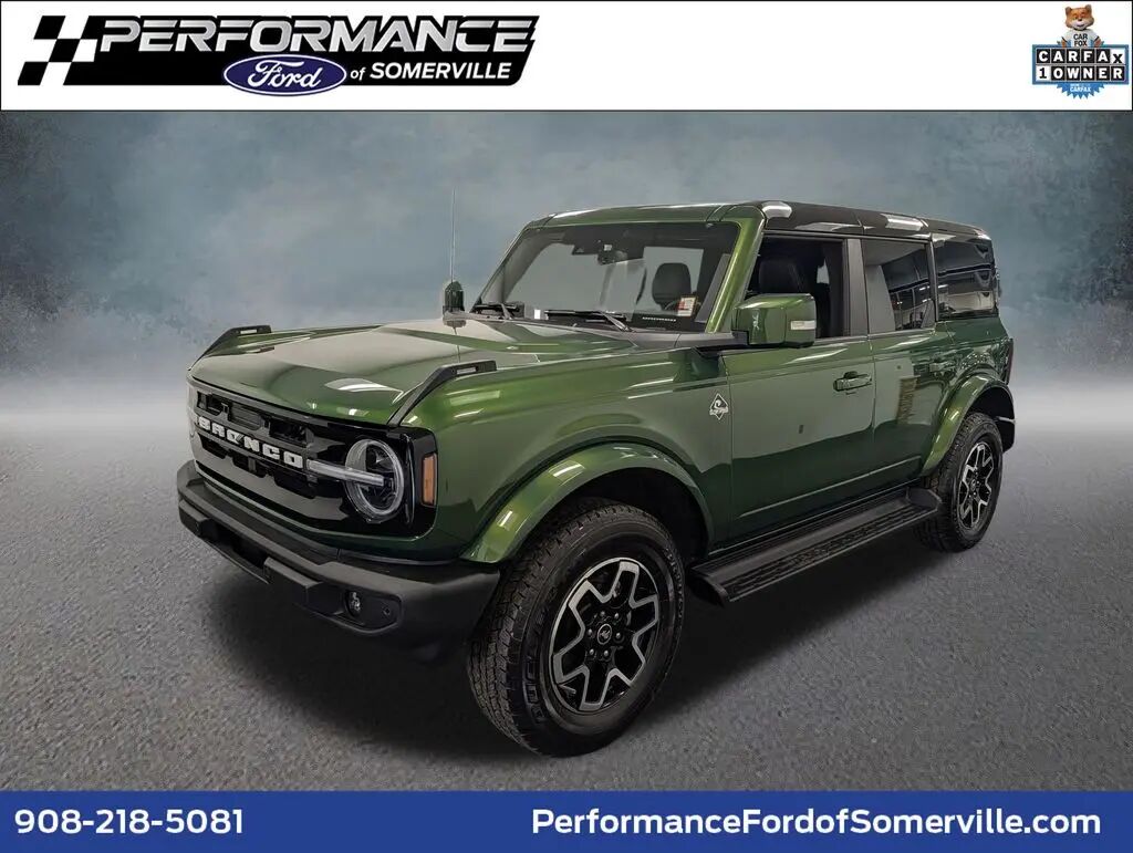 2025 Ford Bronco Outer Banks — photo 1 of 17