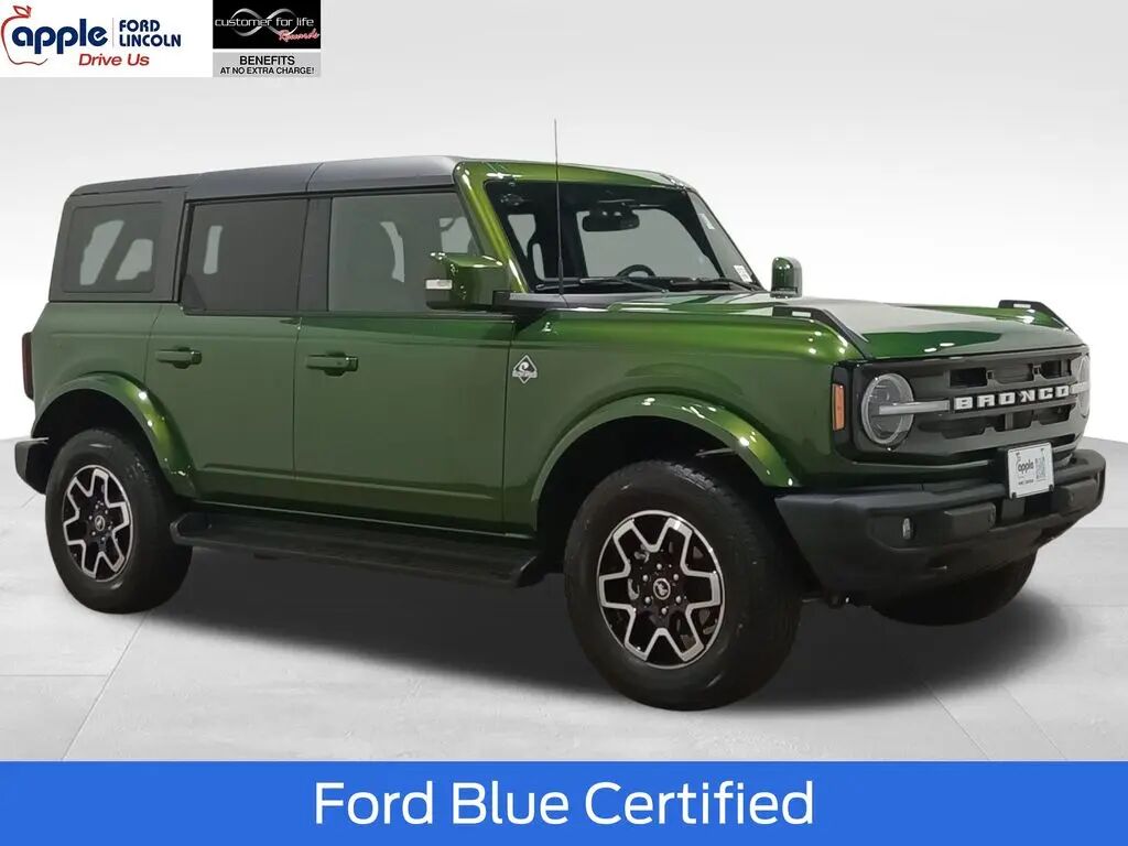 2025 Ford Bronco Outer Banks — photo 1 of 13