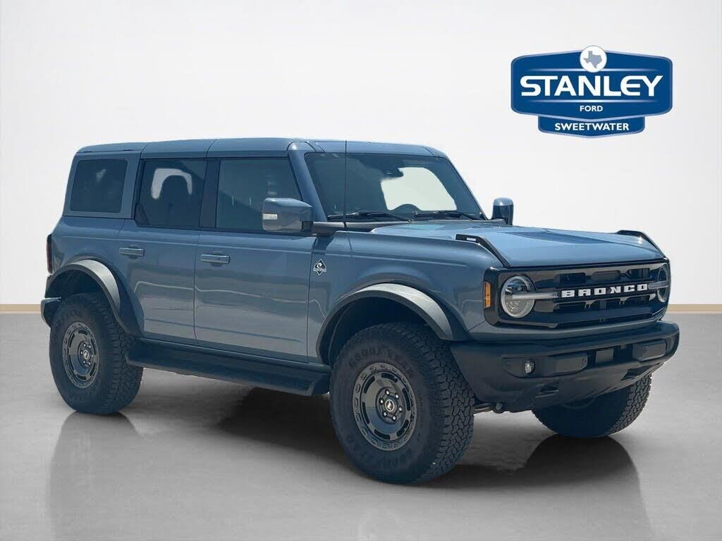 2025 Ford Bronco Outer Banks — photo 1 of 1