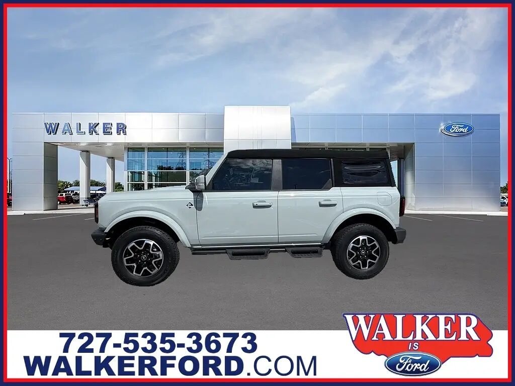 2024 Ford Bronco Outer Banks — photo 1 of 13