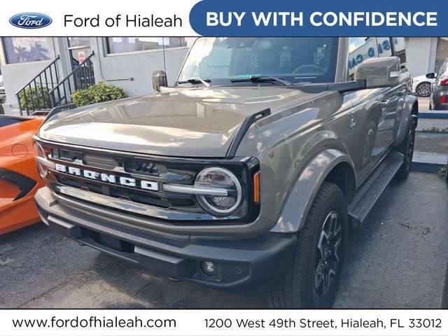 2025 Ford Bronco Outer Banks