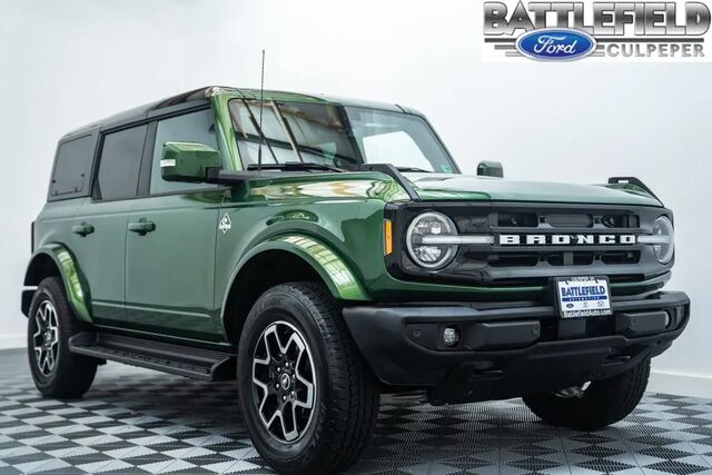 2025 Ford Bronco Outer Banks