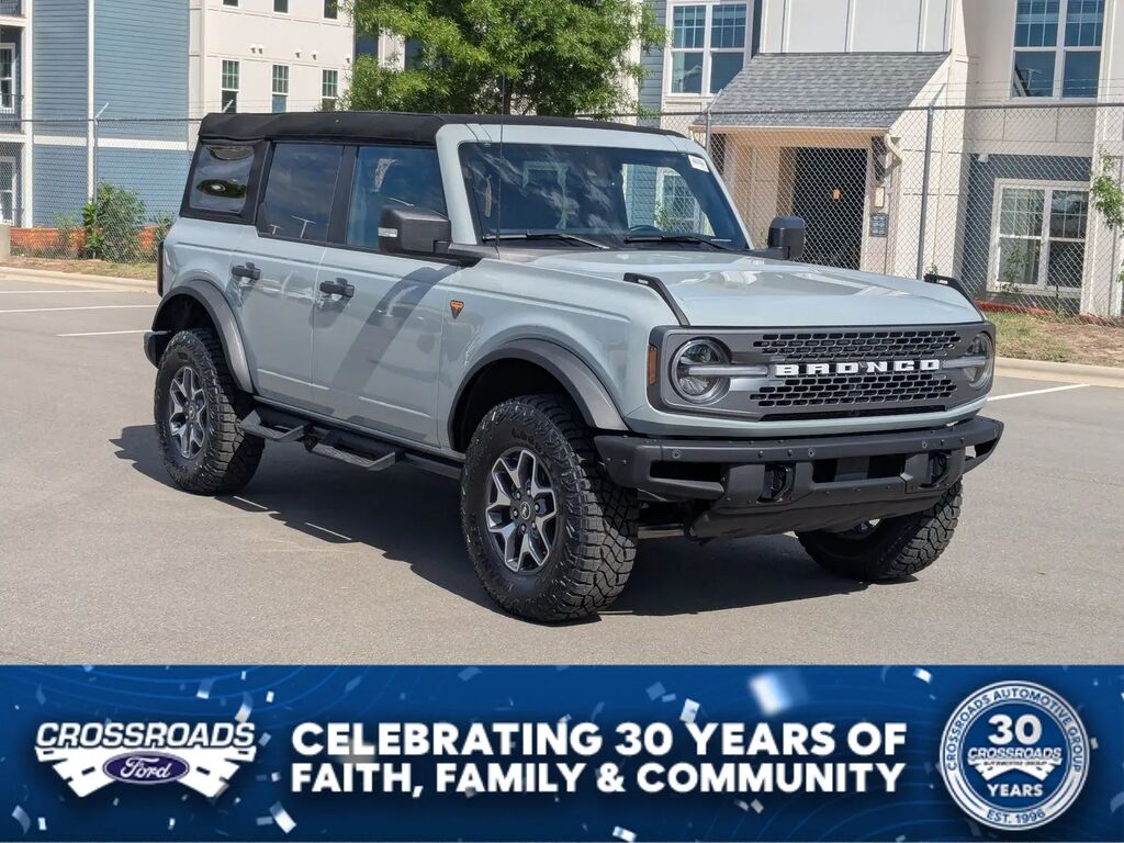 2024 Ford Bronco Badlands — photo 1 of 13
