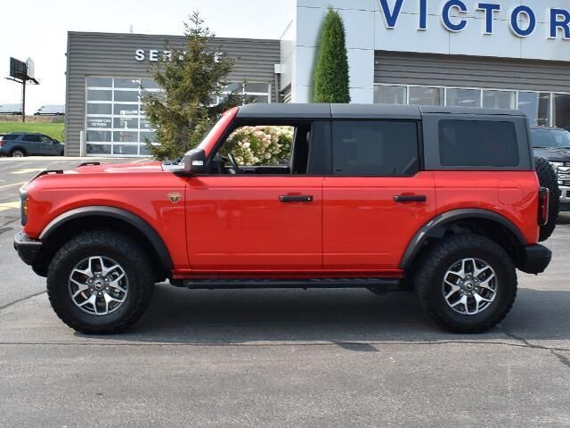 2024 Ford Bronco Badlands — photo 1 of 6