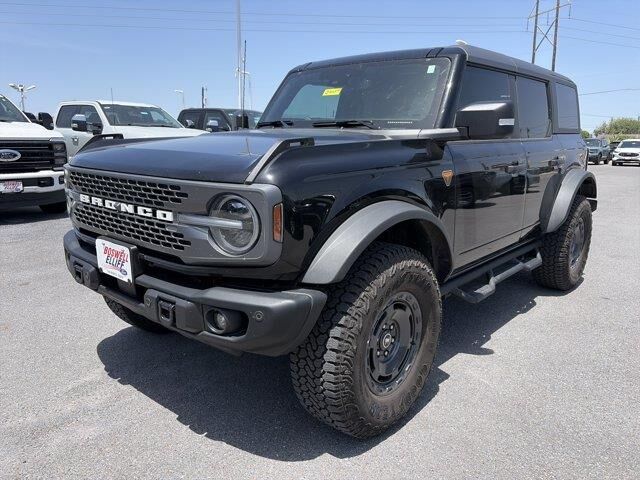 2025 Ford Bronco Badlands — photo 1 of 13