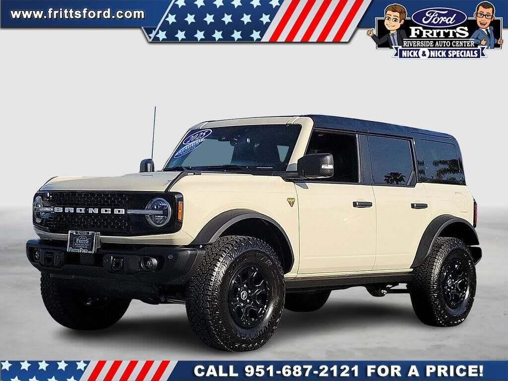 2025 Ford Bronco Badlands — photo 1 of 14