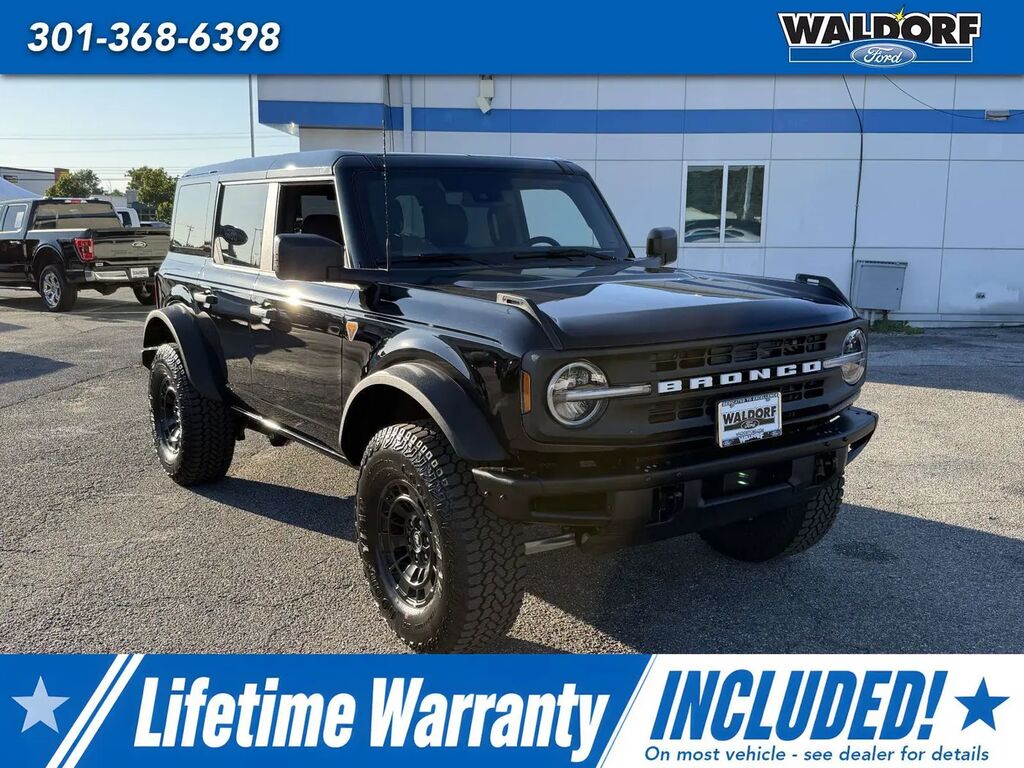 2025 Ford Bronco Badlands — photo 1 of 13