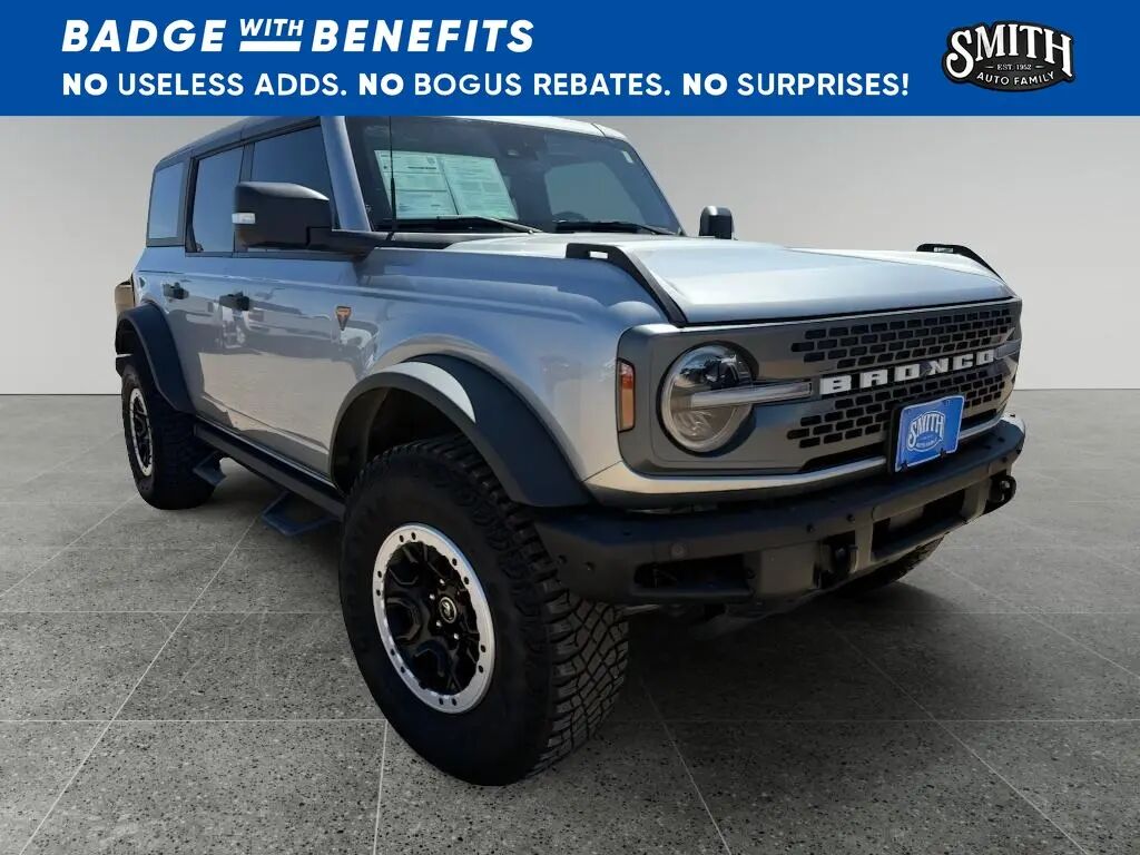 2024 Ford Bronco Badlands — photo 1 of 12