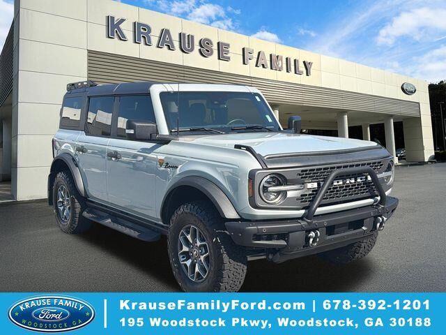 2024 Ford Bronco Badlands — photo 1 of 13
