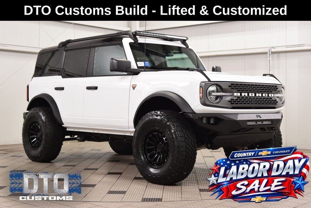 2024 Ford Bronco Badlands — photo 1 of 13