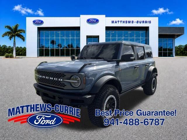 2025 Ford Bronco Badlands — photo 1 of 13
