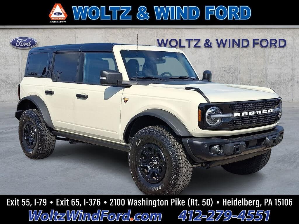 2025 Ford Bronco Badlands — photo 1 of 1