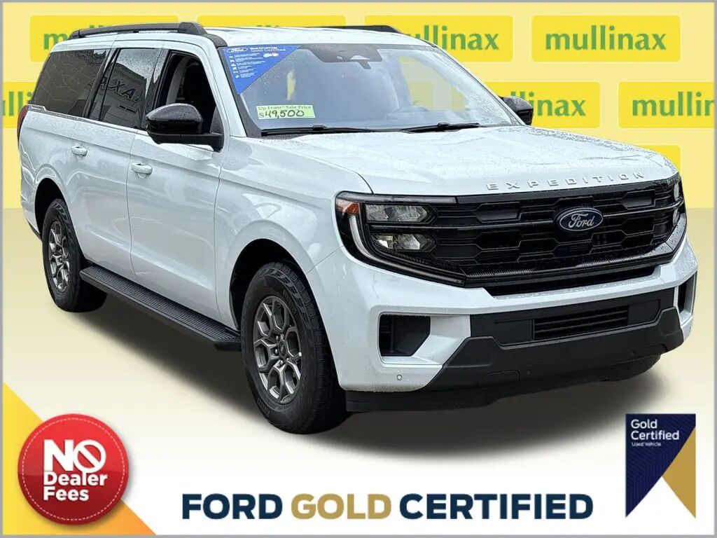 2025 Ford Expedition MAX Active — photo 1 of 10