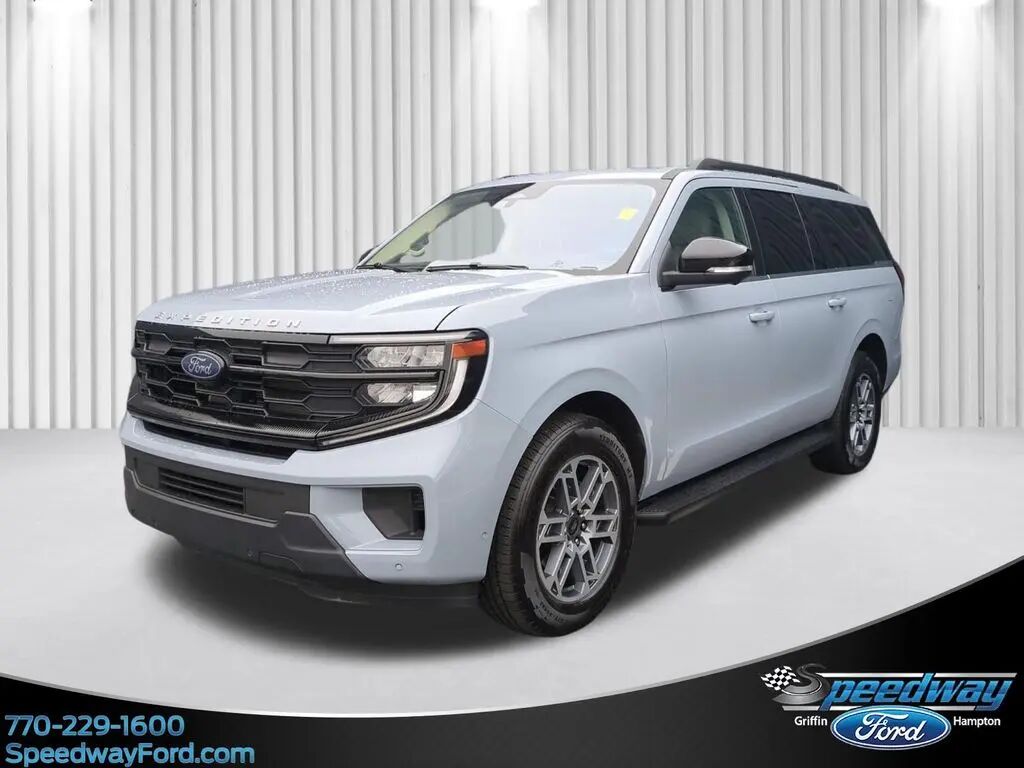 2025 Ford Expedition MAX Active — photo 1 of 3