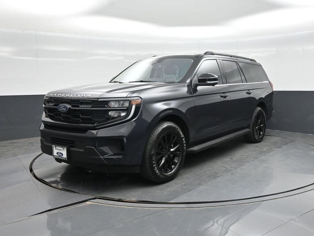 2025 Ford Expedition MAX Active — photo 1 of 1