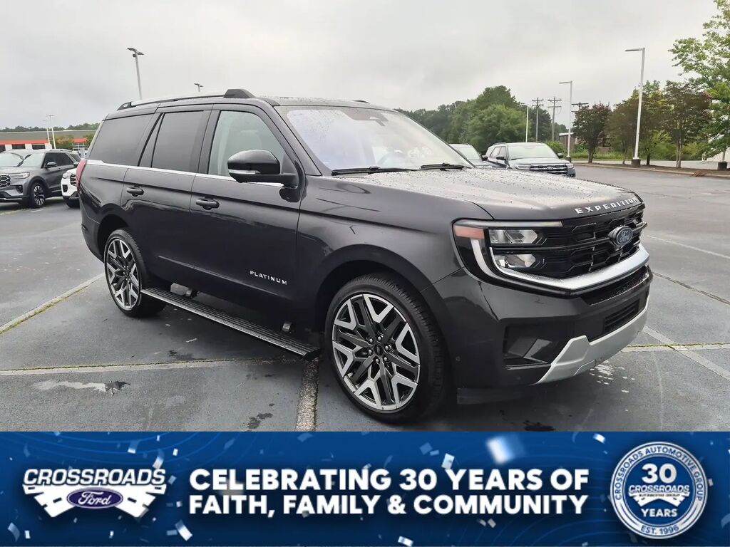 2025 Ford Expedition MAX Active — photo 1 of 1