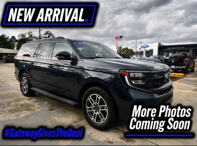 2025 Ford Expedition MAX Active — photo 1 of 5
