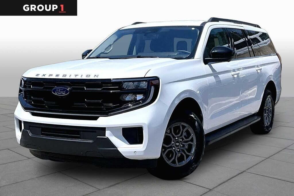 2025 Ford Expedition MAX Active — photo 1 of 1