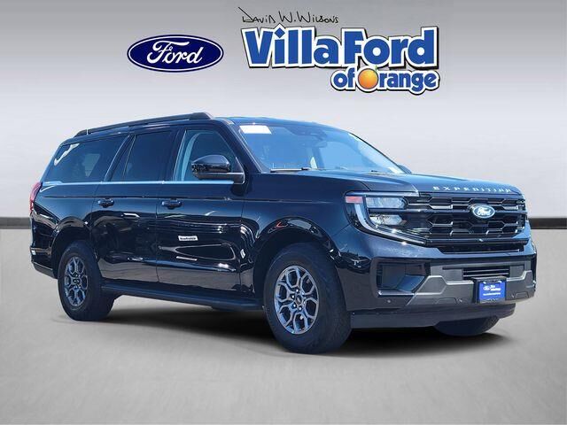 2025 Ford Expedition MAX Active — photo 1 of 2