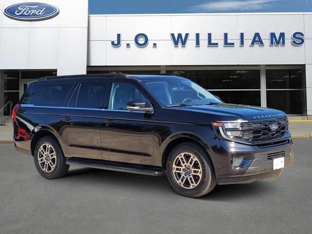2025 Ford Expedition MAX Active — photo 1 of 13