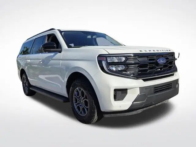 2025 Ford Expedition MAX Active — photo 1 of 13