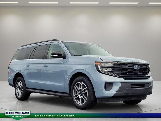 2026 Ford Expedition MAX Active