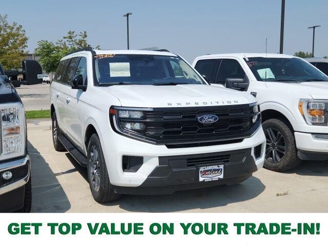 2025 Ford Expedition MAX Active