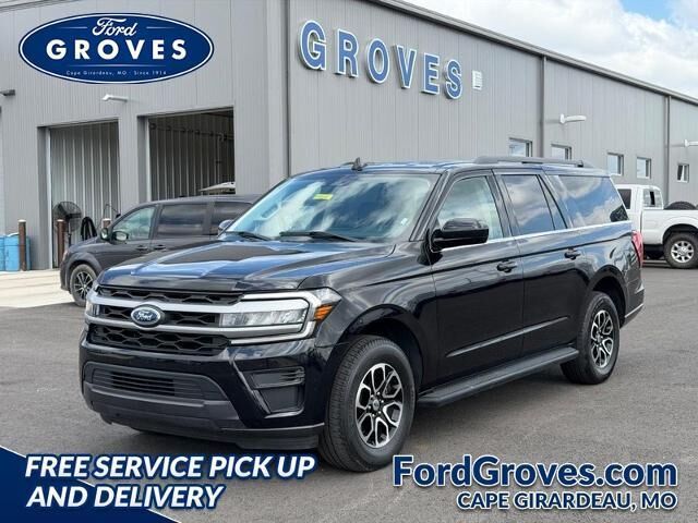 2024 Ford Expedition MAX XLT — photo 1 of 13