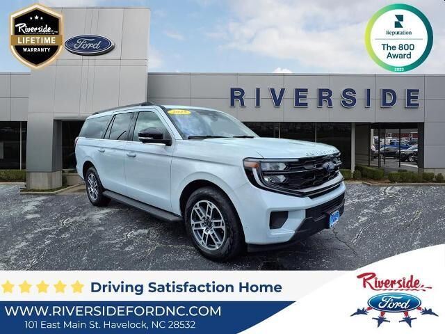 2025 Ford Expedition MAX Active