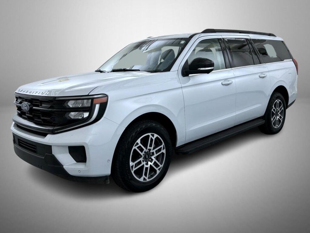 2025 Ford Expedition MAX Active — photo 1 of 1
