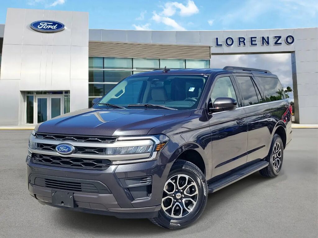 2024 Ford Expedition MAX XLT — photo 1 of 13
