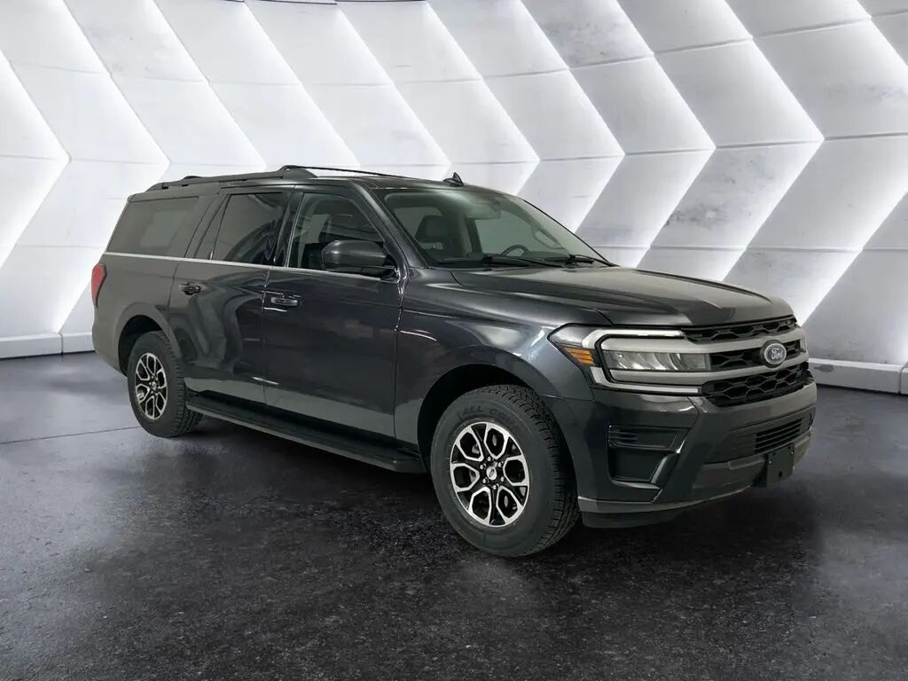 2024 Ford Expedition MAX XLT — photo 1 of 13