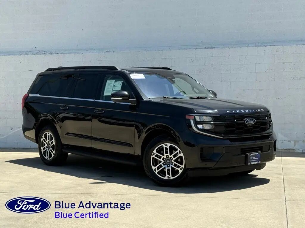2025 Ford Expedition MAX Active — photo 1 of 12