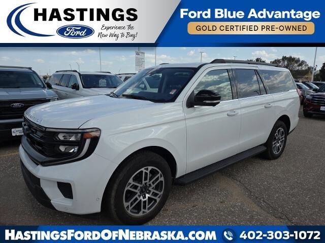 2025 Ford Expedition MAX Active