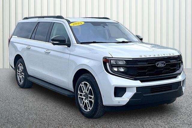 2025 Ford Expedition MAX Active — photo 1 of 13