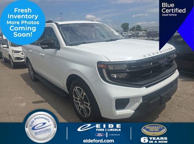2025 Ford Expedition MAX Active