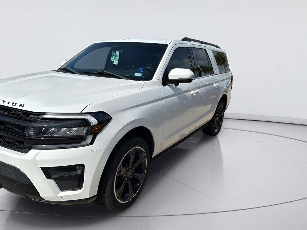 2023 Ford Expedition MAX Limited — photo 1 of 1