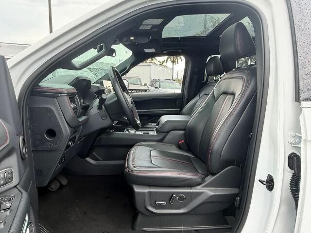 2023 Ford Expedition MAX Limited — photo 1 of 13