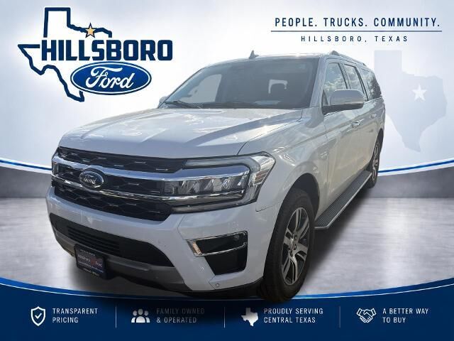 2023 Ford Expedition MAX Limited — photo 1 of 13