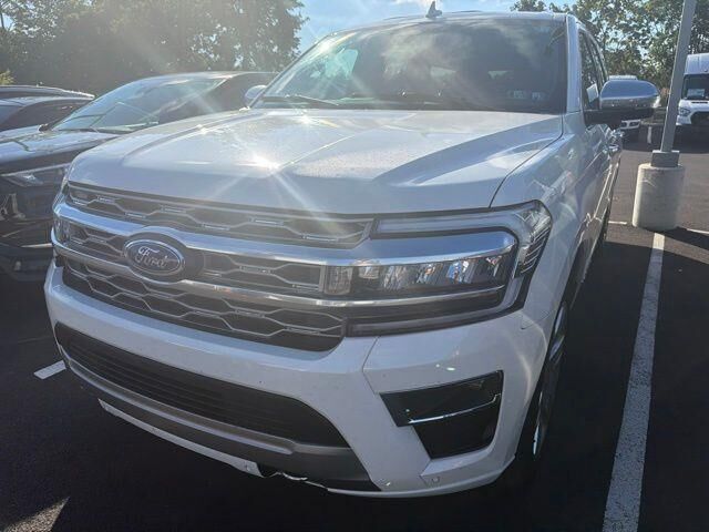 2024 Ford Expedition MAX Platinum