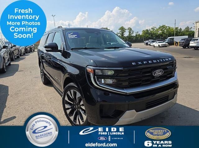 2025 Ford Expedition MAX Platinum — photo 1 of 12