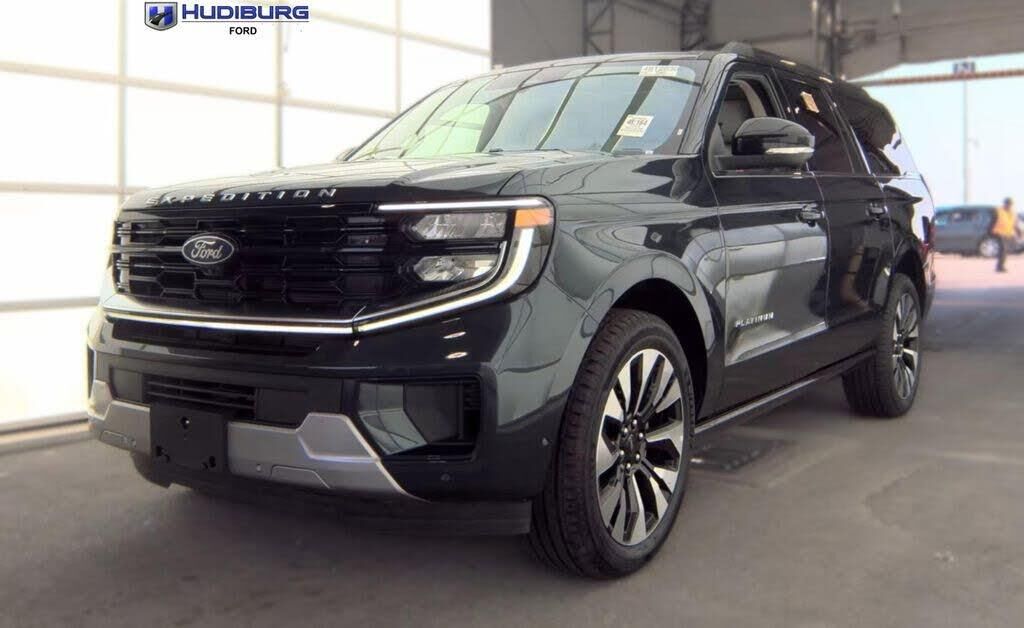 2025 Ford Expedition MAX Platinum — photo 1 of 1