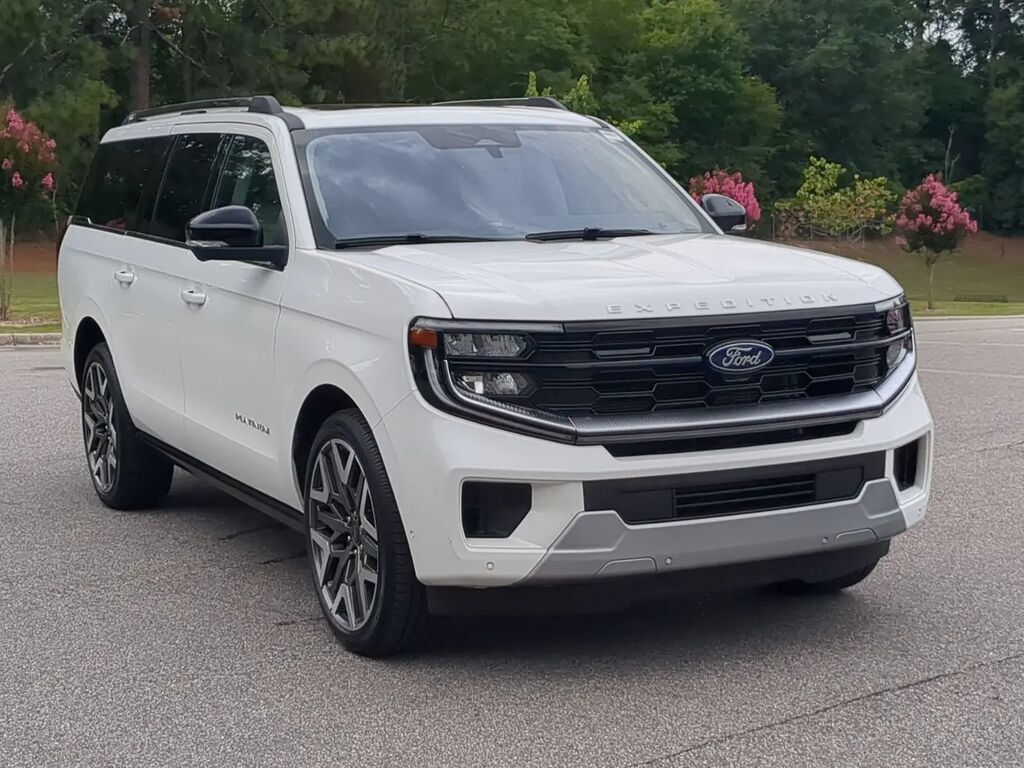 2025 Ford Expedition MAX Platinum — photo 1 of 13