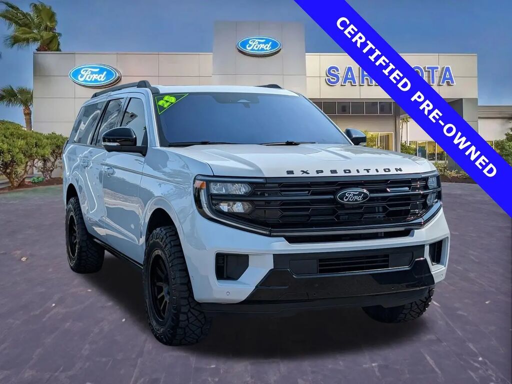2025 Ford Expedition MAX Platinum — photo 1 of 13