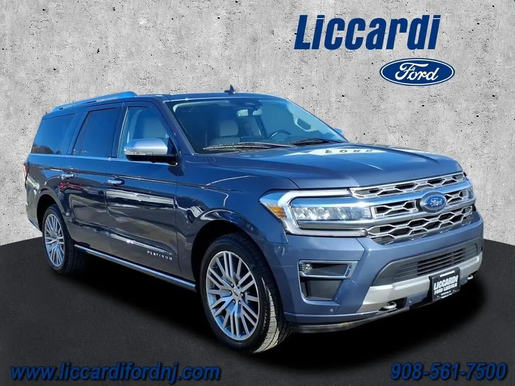 2022 Ford Expedition MAX Platinum — photo 1 of 13