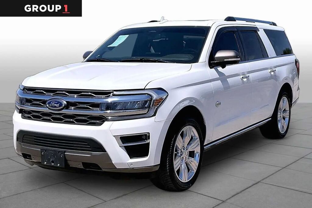2024 Ford Expedition MAX King Ranch — photo 1 of 12