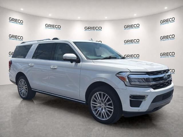 2023 Ford Expedition MAX Limited — photo 1 of 13